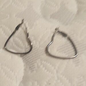 HEART SHAPED HOOPS
